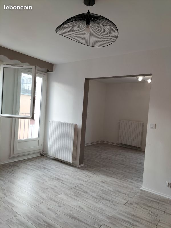 Appartement 4 pièces 83 m² · à Guéret · 83 m² · 700 €