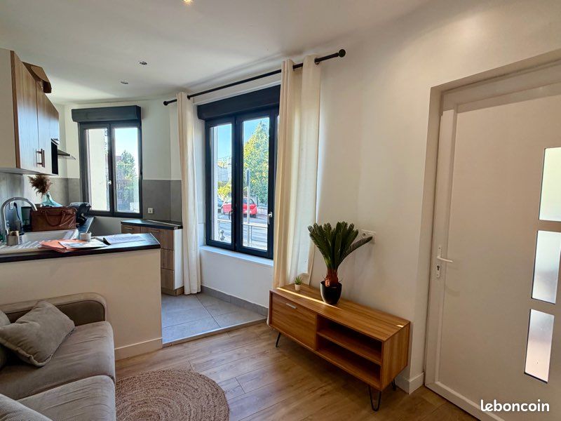 Appartement 1 pièce 19 m² · à Chatou · 19 m² · 725 €/mois