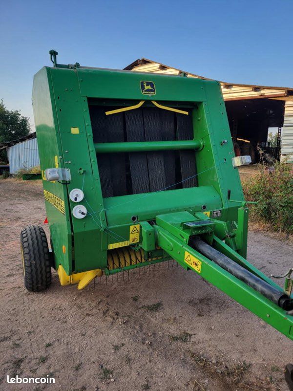 Presse john deere 570 (image 1)