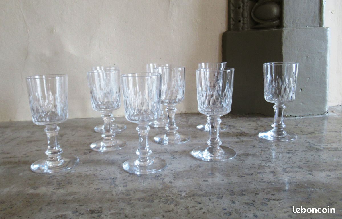 Baccarat 5 Verres A Vin En Cristal Taillé