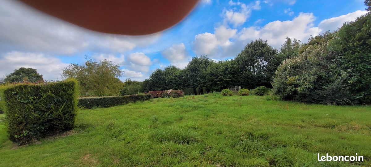 Terrain à bâtir · à Bégard · 65 000 €