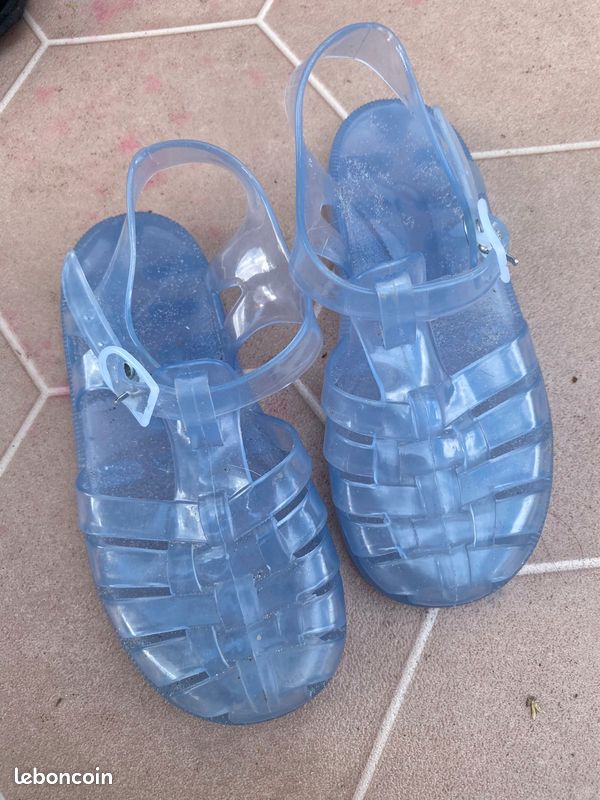 Chaussures de plage (image 1)