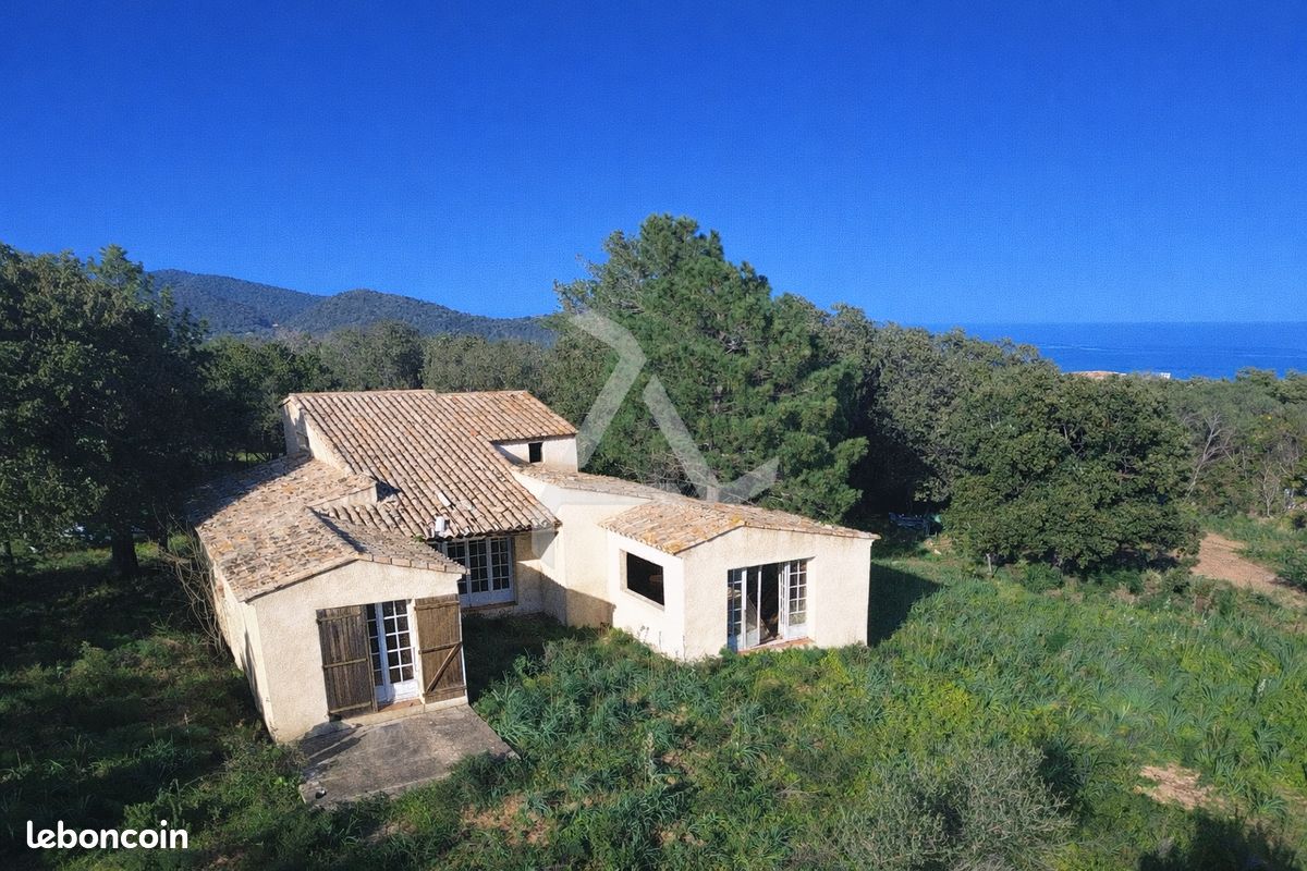 Maison 6 pièces 198 m² · à Zonza · 198 m² · 1 052 700 €