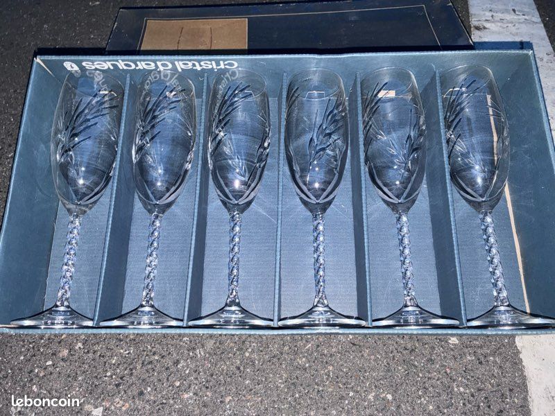 Flûtes à champagne Cristal d’Arques Fleury Taille Épi 17 cl – Neuves (image 1)