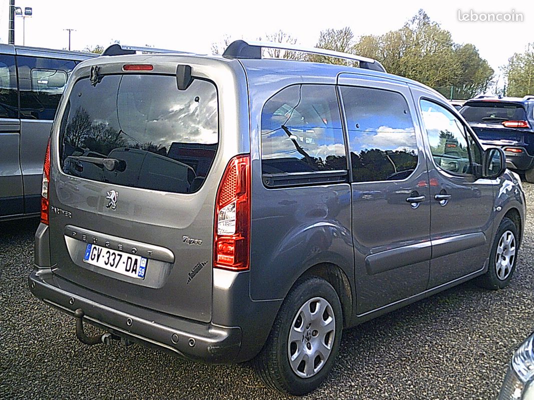 Peugeot partner tepee 1.6 hdi 115 ch family 10500 (image 2)