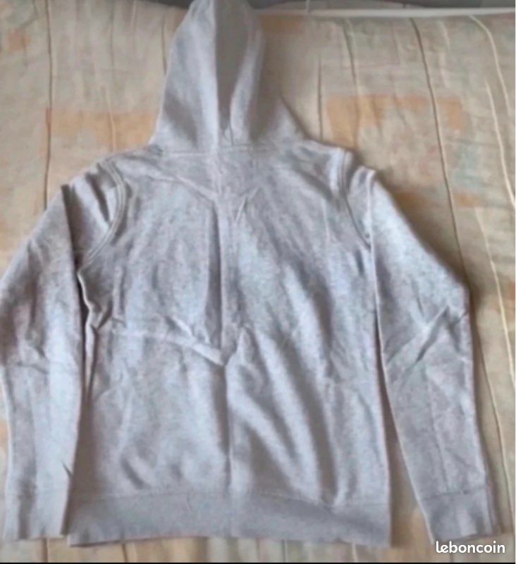 Pull Imprimé Primark Ladoes Taille S - Occasion Très Bon état, Modèle 10/12 Ans