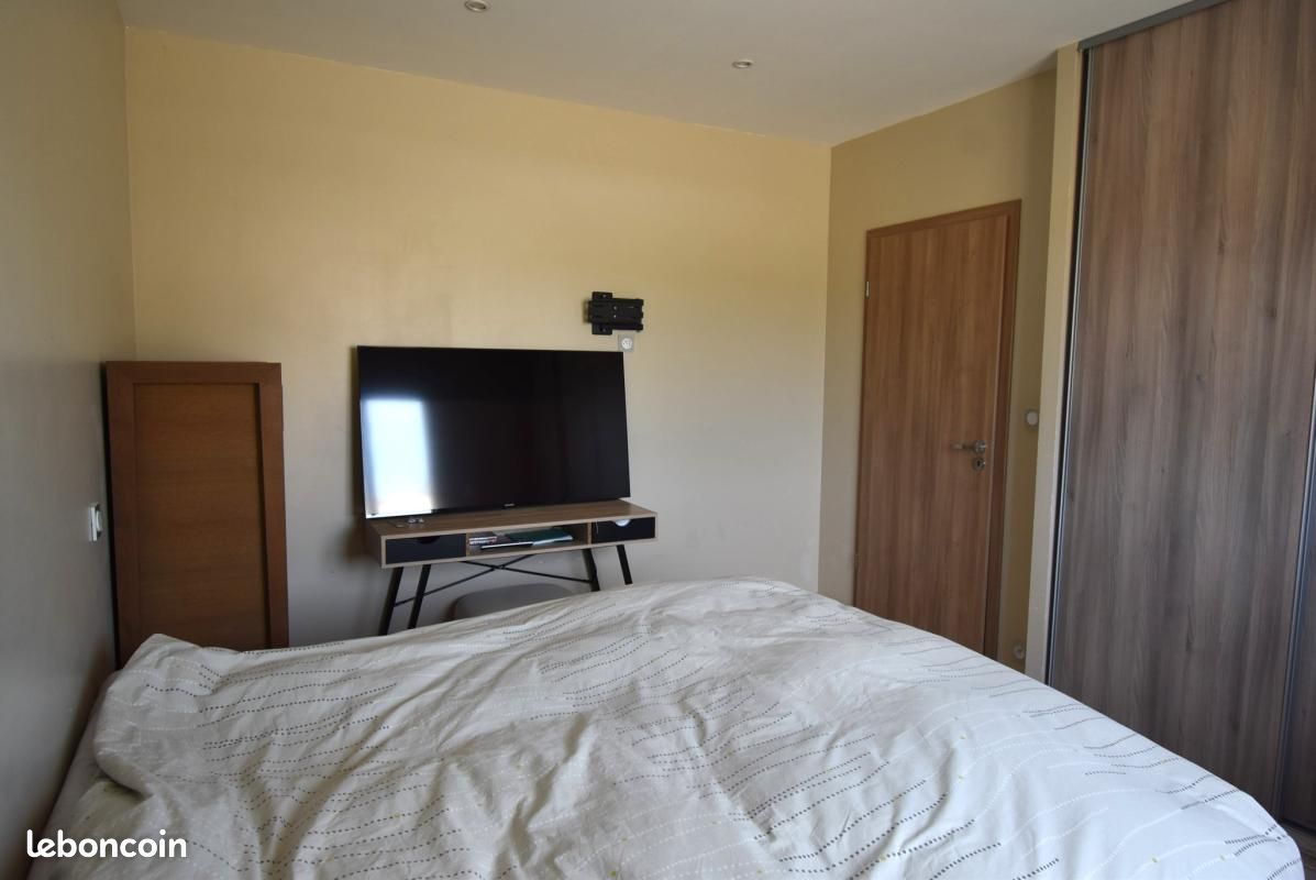 Propriété 4 pièces 160 m² (image 8)