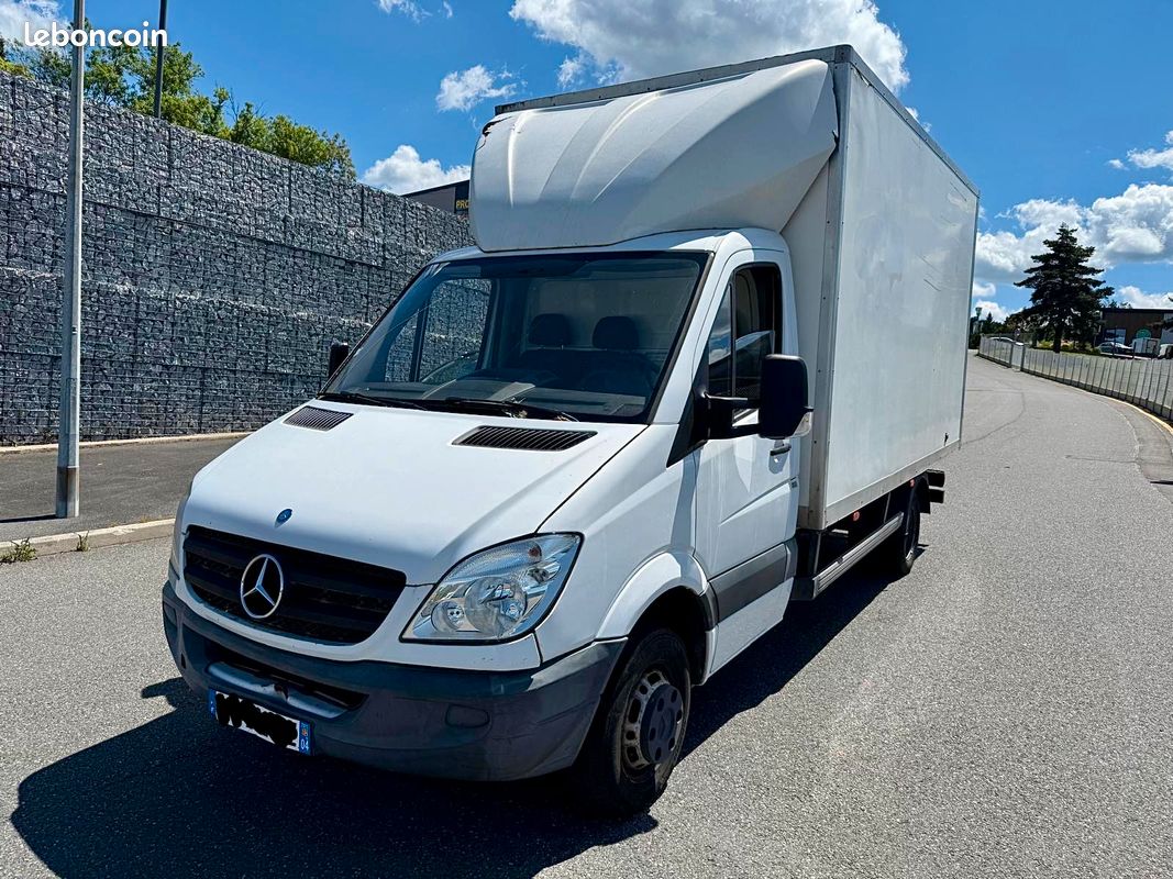 PAYEZ EN 3, 4 OU 10 FOIS * MERCEDES SPRINTER 513 CDI 129ch 7CV CAISSE CARRÉE GRAND VOLUME 20M3 * GARANTIE 12 MOIS (image 3)