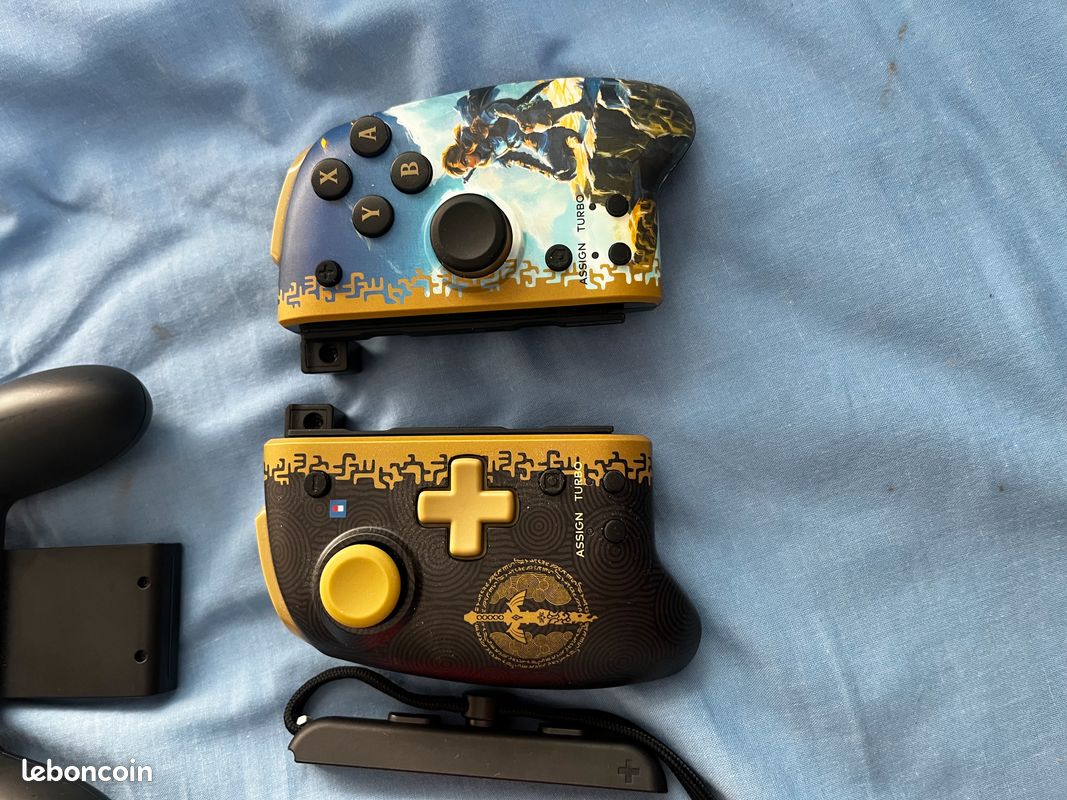 Nintendo Switch avec manette taille réel (image 3)