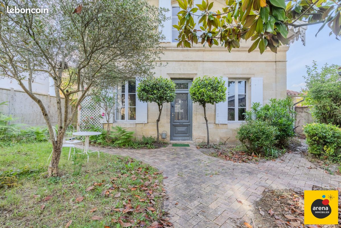 Maison 5 pièces 140 m² · à Mérignac · 140 m² · 832 000 €