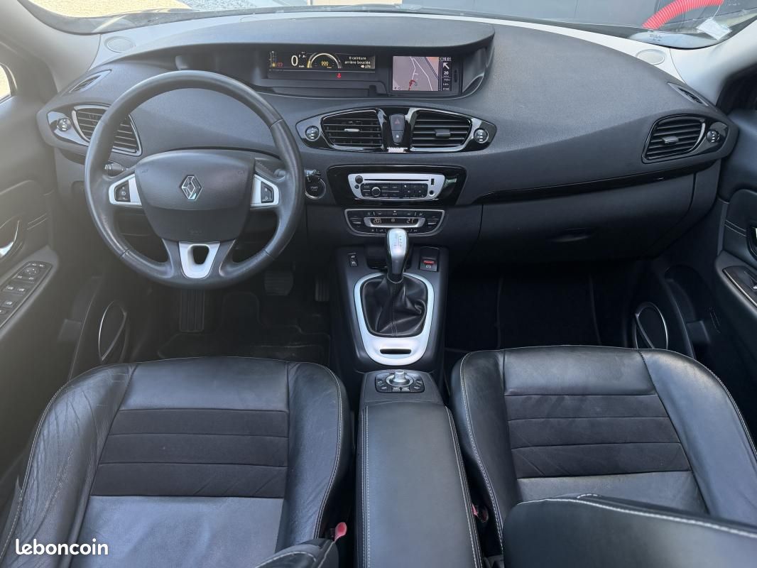 Renault Scénic 1.5 DCI 110 CH BVA6 BOSE EDITION / TOIT OUVRANT COURROIE DISTRIBUTION FAITE POUR L... (image 16)