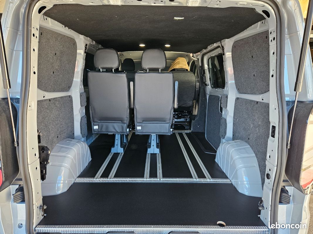 Ford custom aménagé, 5 places modulables, webasto, isolé, installation électrique 220V (image 9)