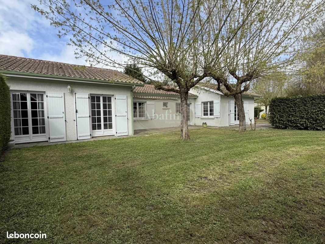 Maison 4 pièces 109 m² · à Lesparre-Médoc · 109 m² · 200 000 €