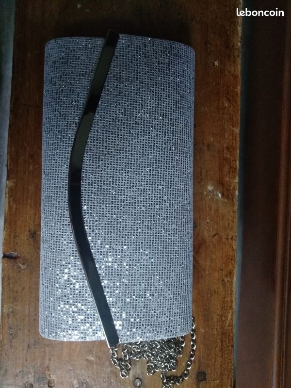 Pochette habillée pour réveillon ou fêtes (image 2)