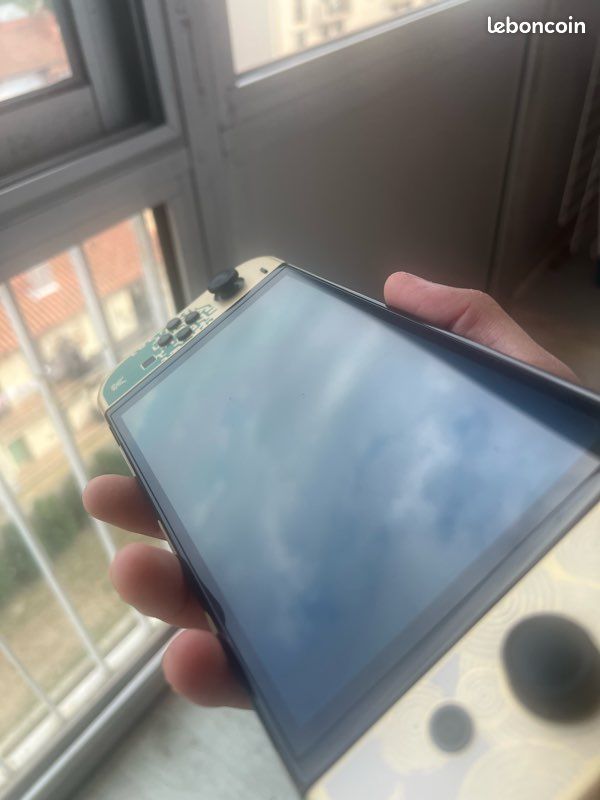 (URGENT) Nintendo switch old edition totk (image 3)