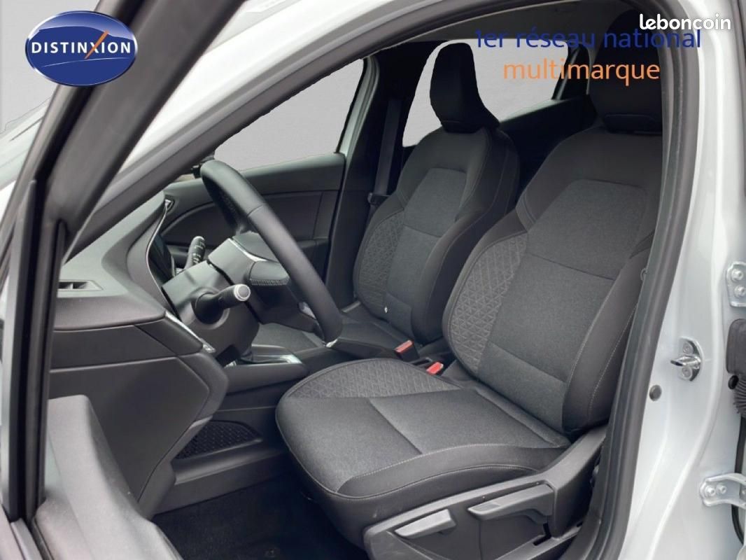 Renault Clio V 1.6 E-TECH 140CH BUSINESS (image 15)