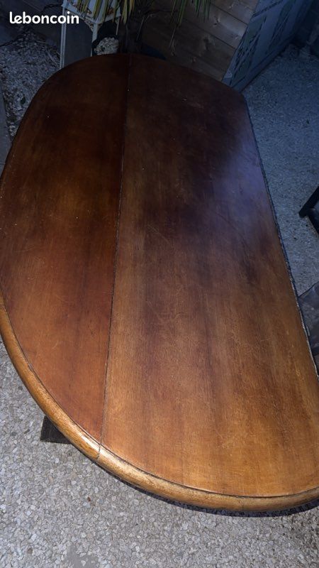 Table en bois (image 2)