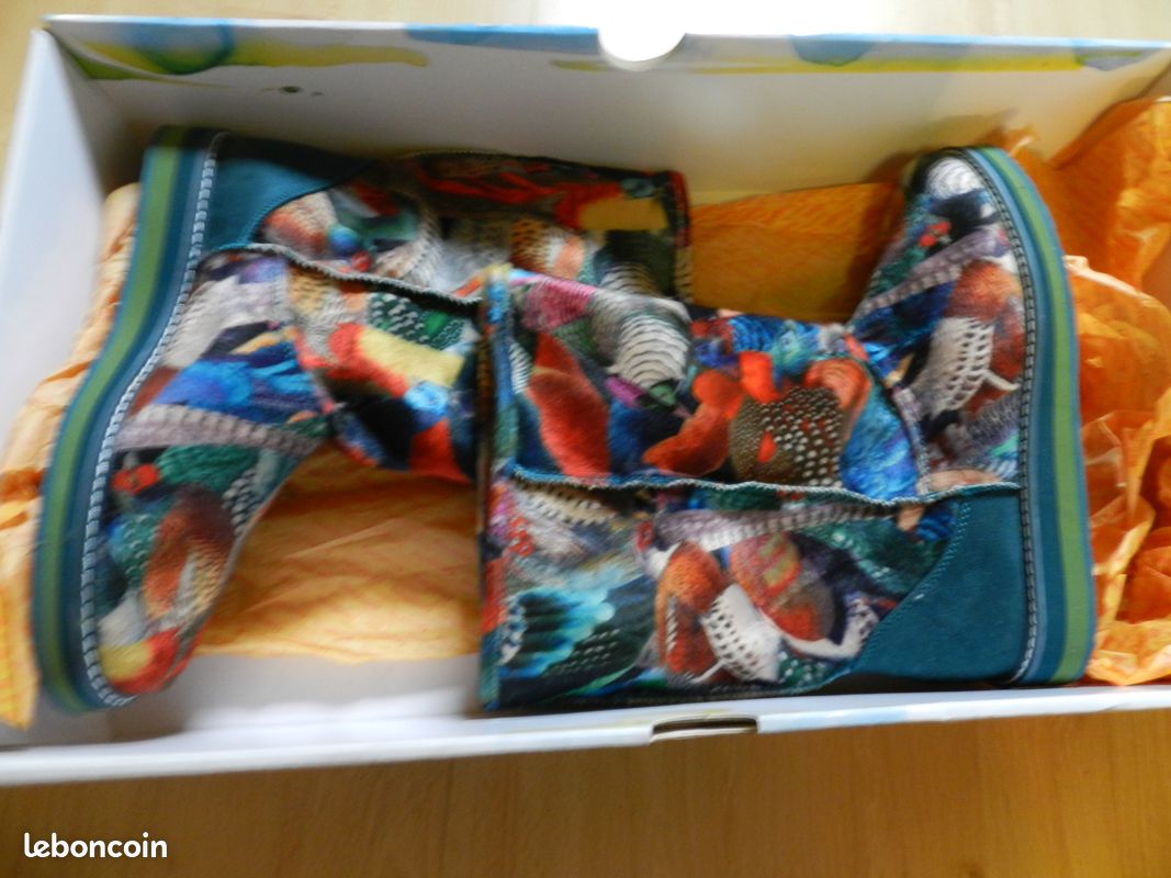 Bottes fourrées couleurs Desigual (image 9)