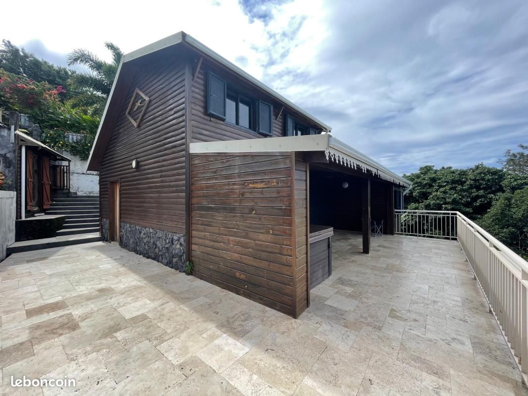 Maison 4 pièces 135 m² · à Saint-Joseph · 135 m² · 279 900 €