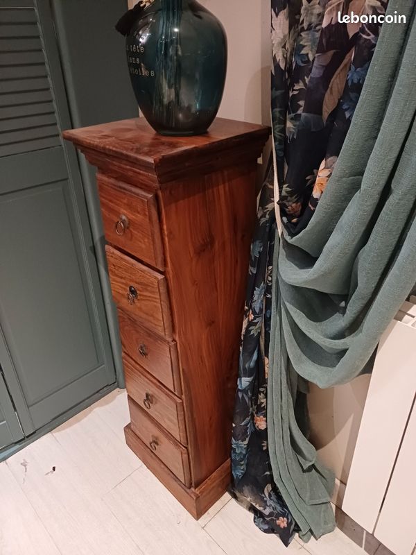 Vends meuble forme pyramide (image 2)