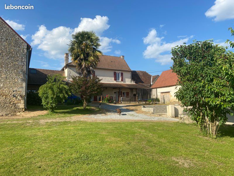 Maison 6 pièces 150 m² · à Concremiers · 150 m² · 176 000 €