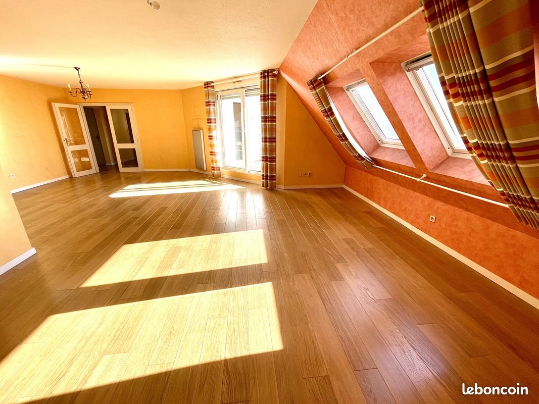 Appartement 7 pièces 169 m² · à Ostwald · 169 m² · 395 000 €