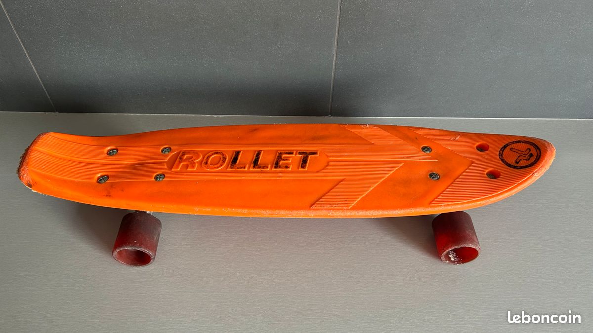 ancien skateboard planche à roulettes planche à