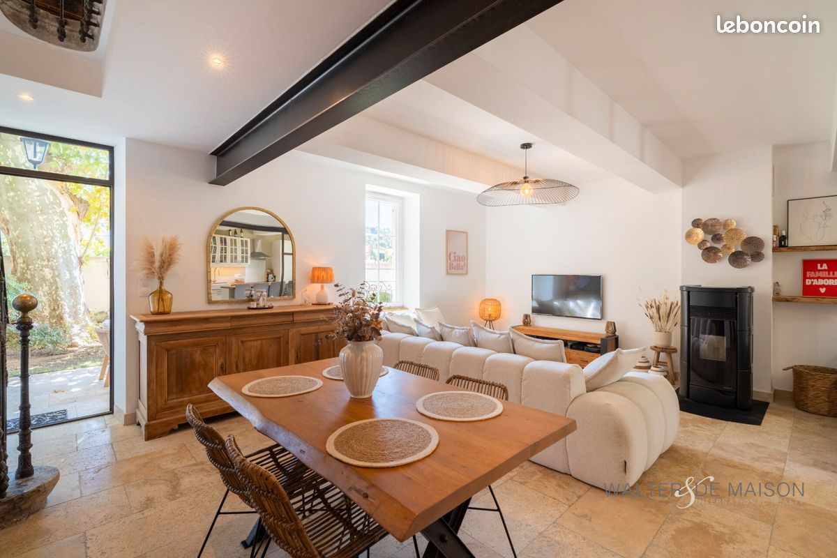 Maison 6 pièces 140 m² · à Barbentane · 140 m² · 495 000 €