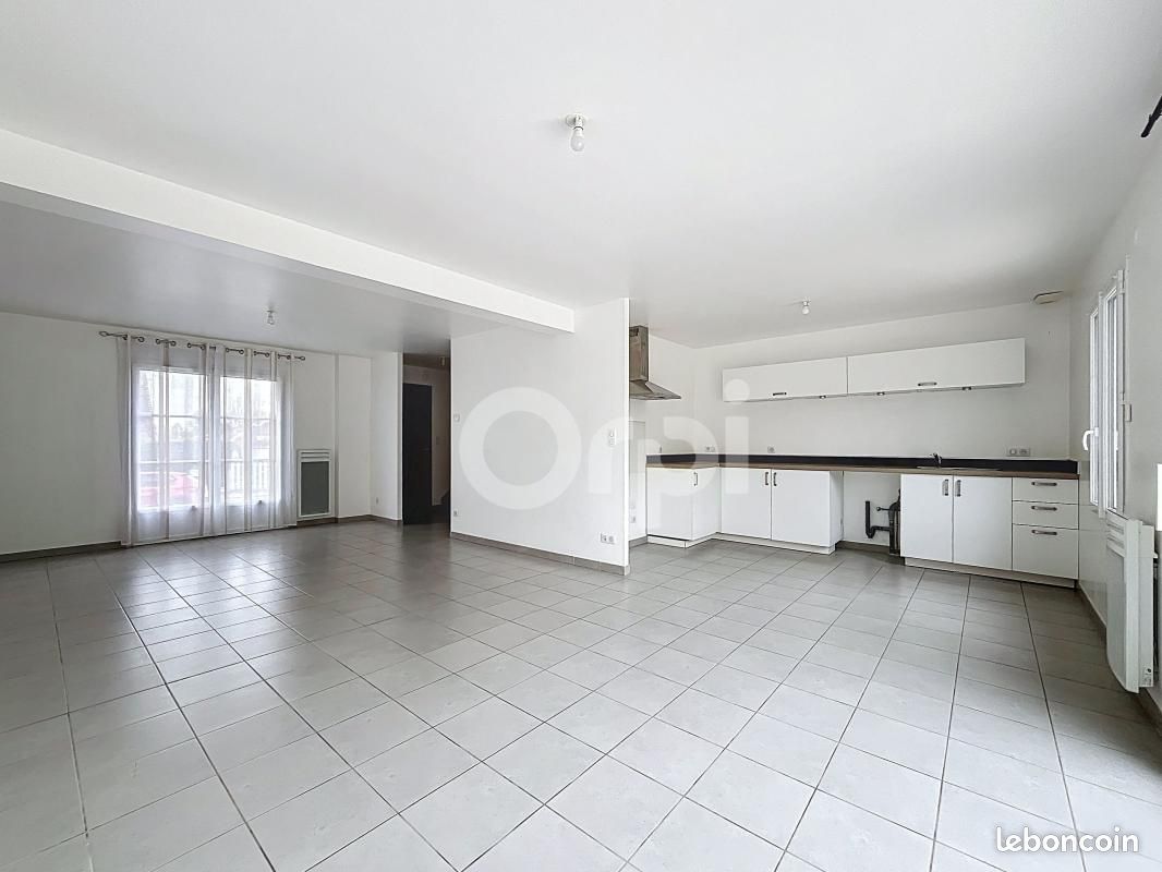 Maison 4 pièces 89 m² · à Clermont · 89 m² · 1 100 €