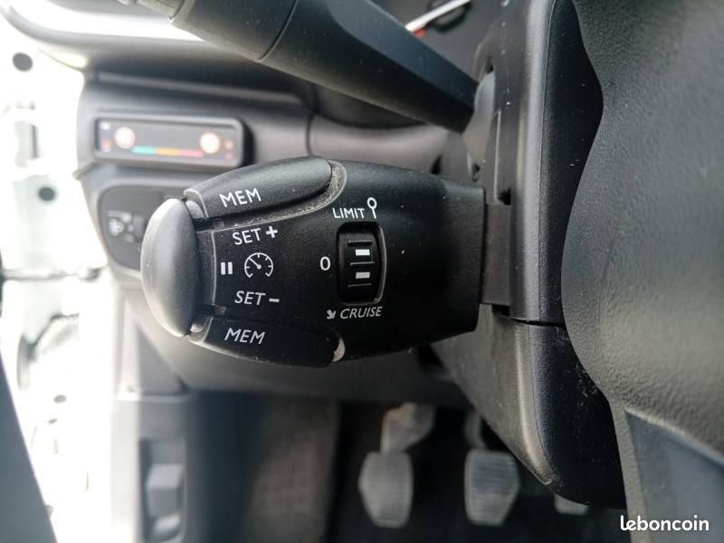Citroen C3 Sté 7 000 HT 1.5 BlueHDi 100ch Feel (image 14)