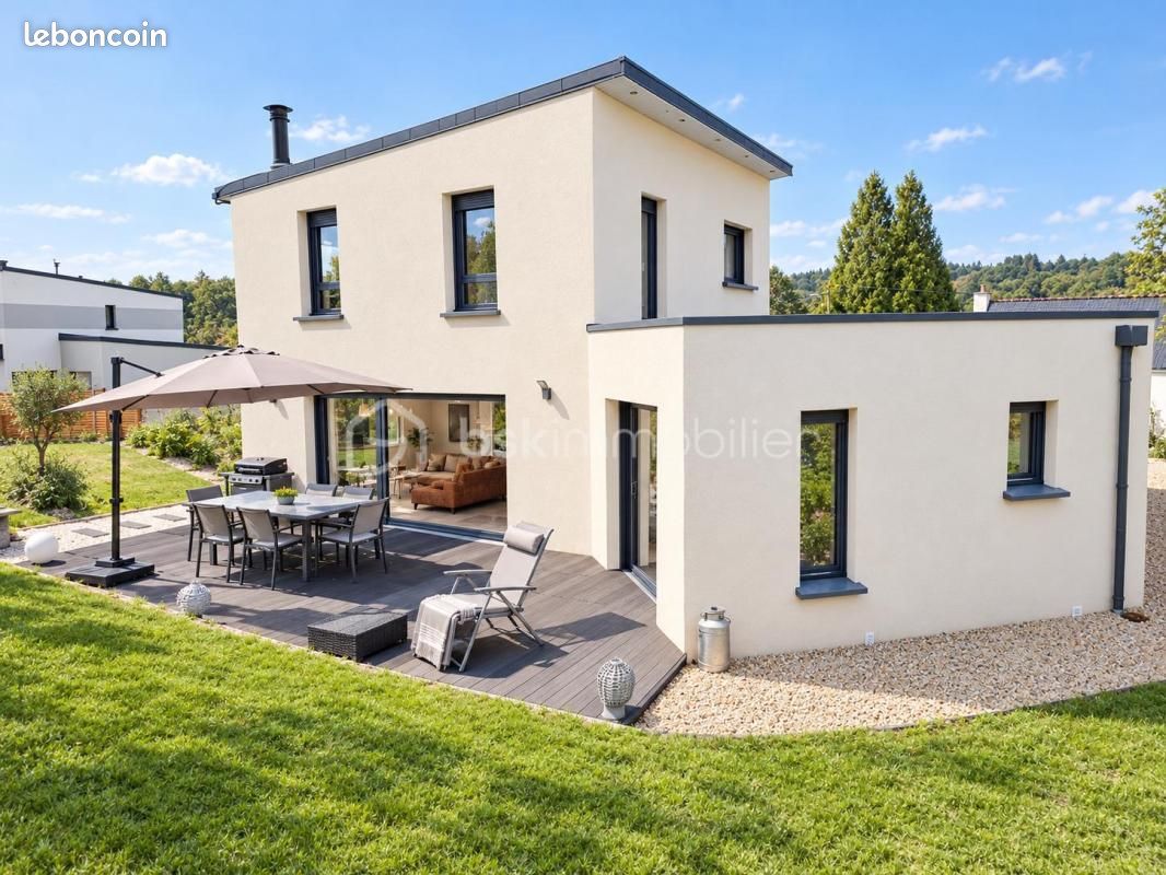 Maison 4 pièces 109 m² · à Lanvaudan · 109 m² · 319 800 €