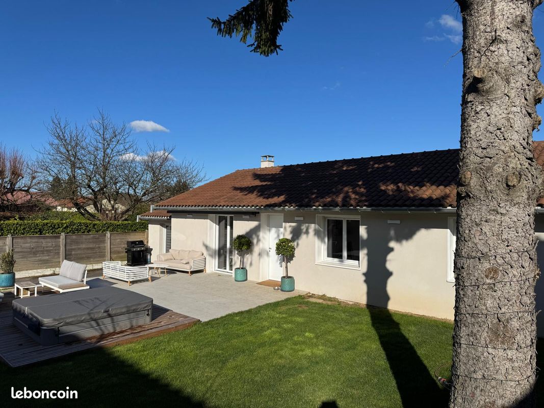 Maison 5 pièces 120 m² · à Montanay · 120 m² · 497 000 €
