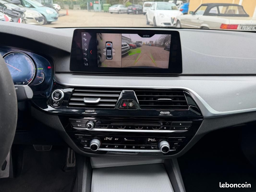 BMW Série 5 G30 520D xDrive 190 ch BVA 8 M Sport Harman Kardon / Toit ouvrant Caméra 360° (image 18)