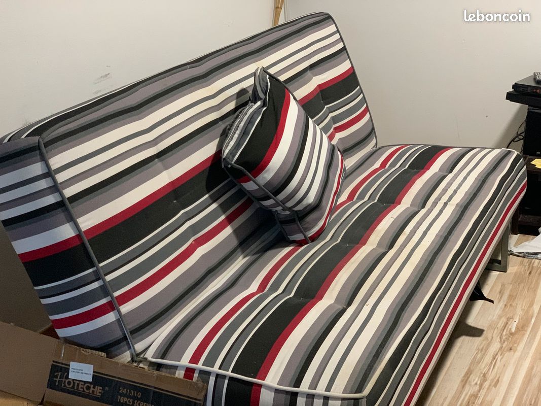 Fauteuil “clic-clac” (image 1)