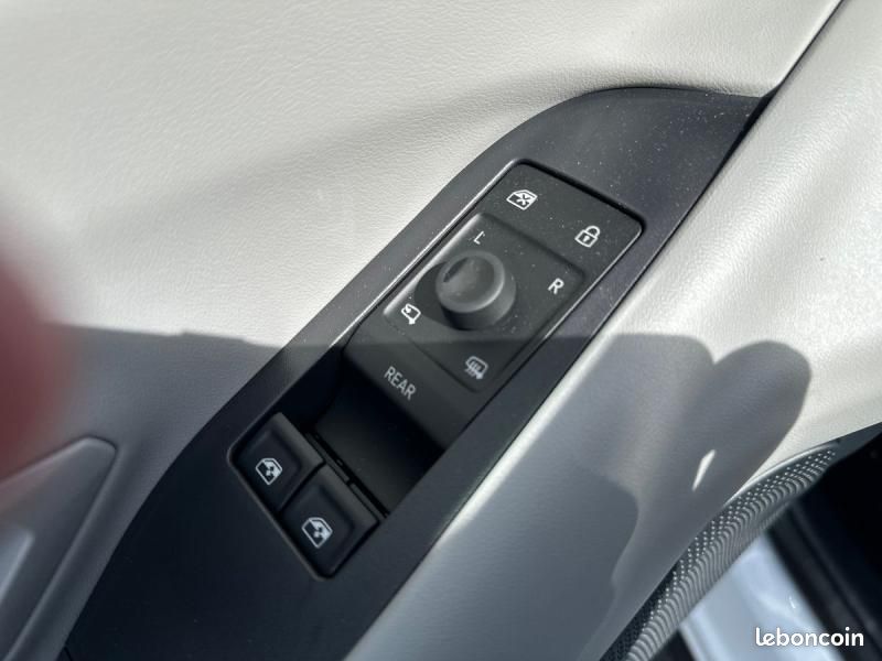 Ford Explorer 170ch Standard Range 52kWh Style RWD (image 27)