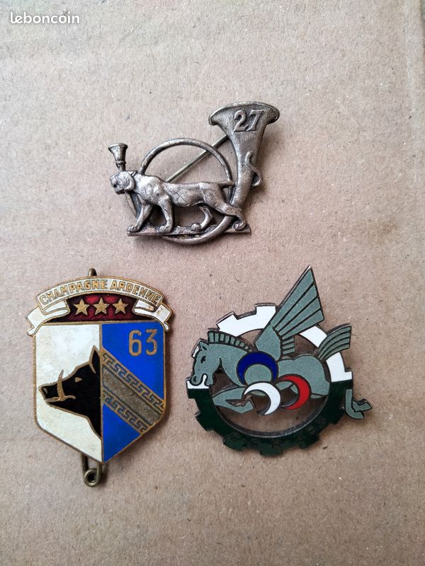 LOT D'INSIGNES TRAIN et transmissions EUR 12,00 - FR