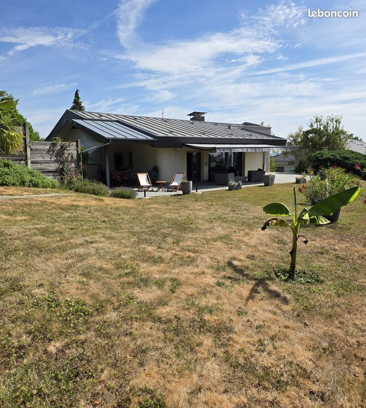 Maison 7 pièces 206 m² · à Fèves · 206 m² · 667 800 €