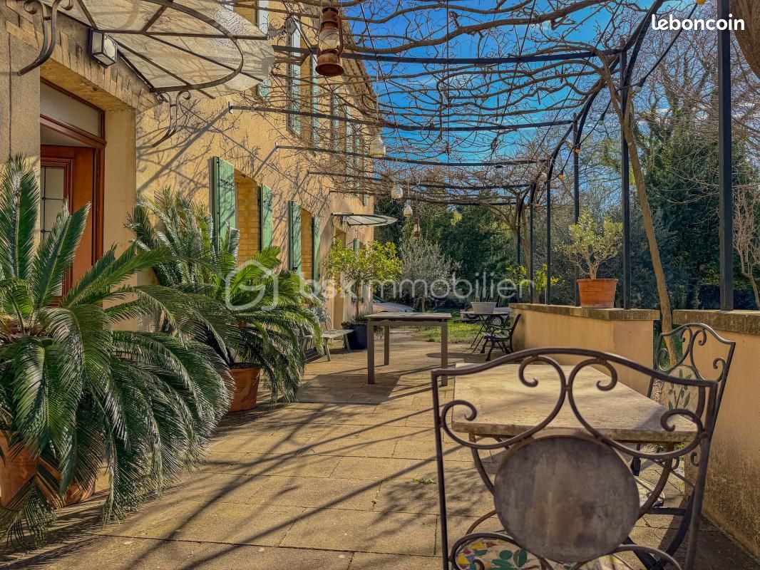 Maison 7 pièces 208 m² · à Le Pontet · 208 m² · 349 000 €