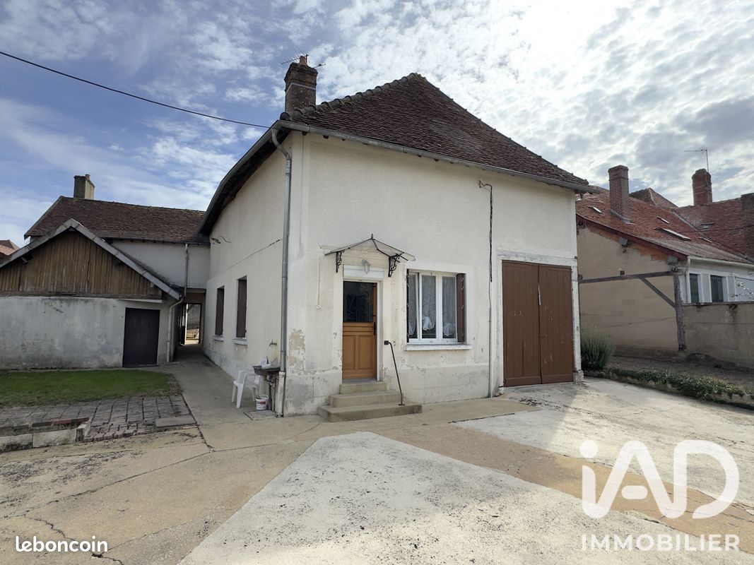 Maison 3 pièces 55 m² · à Ervy-le-Châtel · 55 m² · 63 000 €