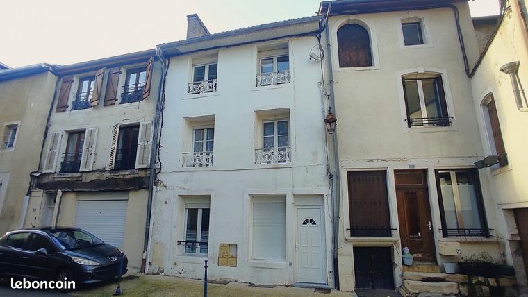 Immeuble 7 pièces 144 m²