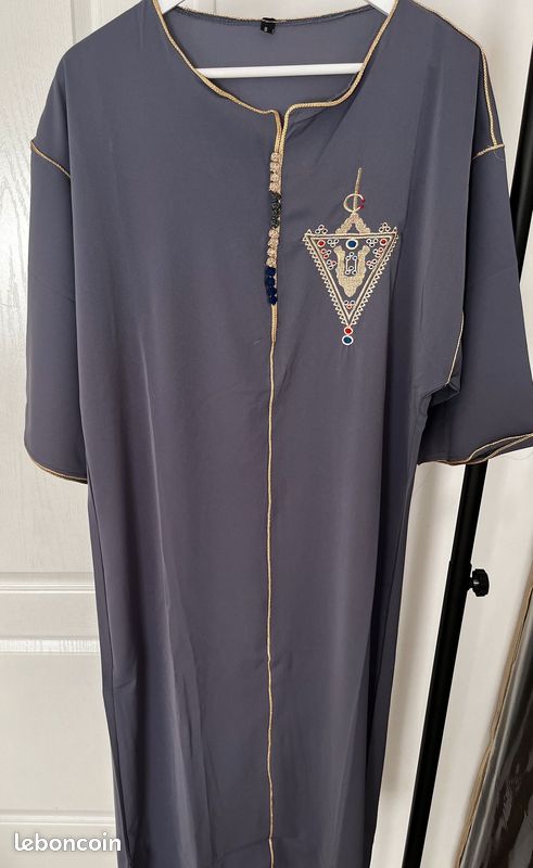 Abaya / caftan grise (image 1)