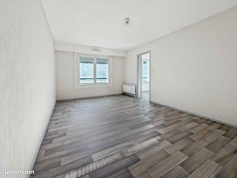 Appartement 3 pièces 67 m² · à Pont-de-Roide-Vermondans · 67 m² · 83 000 €
