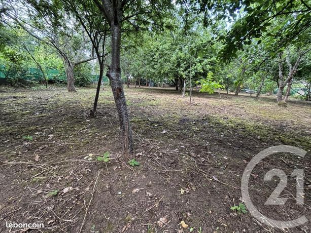 Terrain 1 824 m² Viplaix