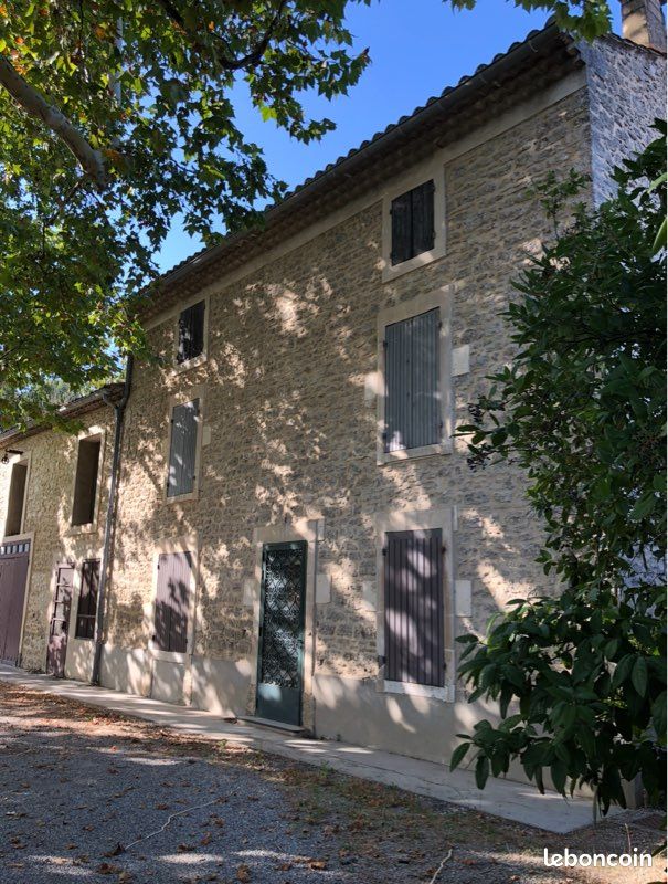 Appartement 4 pièces 110 m² · à Caumont-sur-Durance · 110 m² · 248 000 €