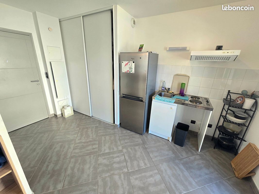 Studio 1 pièce 26 m² (image 3)