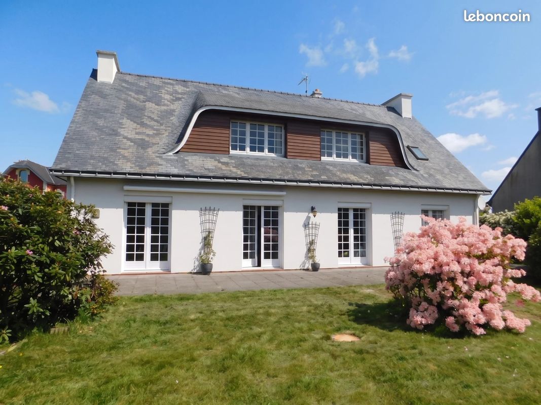 Maison 8 pièces 192 m² · à Scaër · 192 m² · 243 800 €
