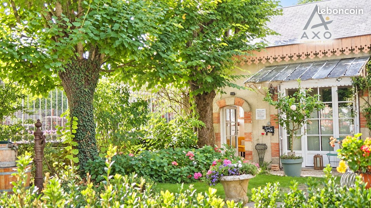 Maison 9 pièces 238 m² · à Sougé-le-Ganelon · 238 m² · 315 000 €