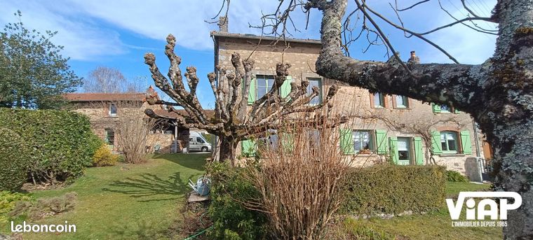 Ferme 8 pièces 239 m²