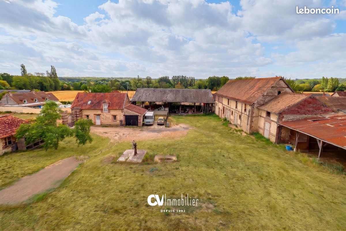 Maison 10 pièces 600 m² · à Muids · 600 m² · 420 000 €