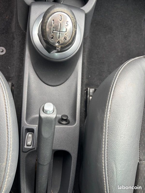 RENAULT Grand Modus 1.5 DCI 85 / FAIBLE KILOMETRAGE / GARANTIE 12 MOIS (image 17)